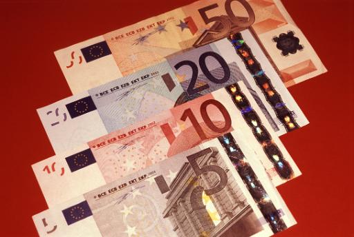 euro bank notes